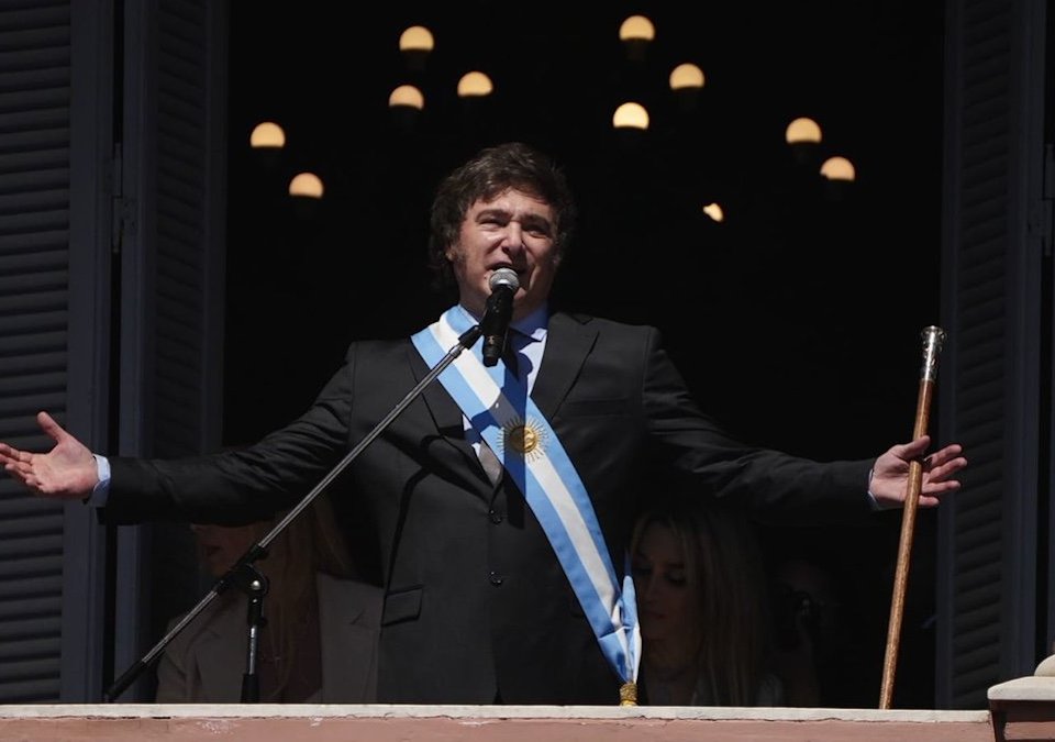 Milei representa el pensamiento neoliberal, declaró López Obrador y criticó que el nuevo presidente de Argentina rechace la inversión pública