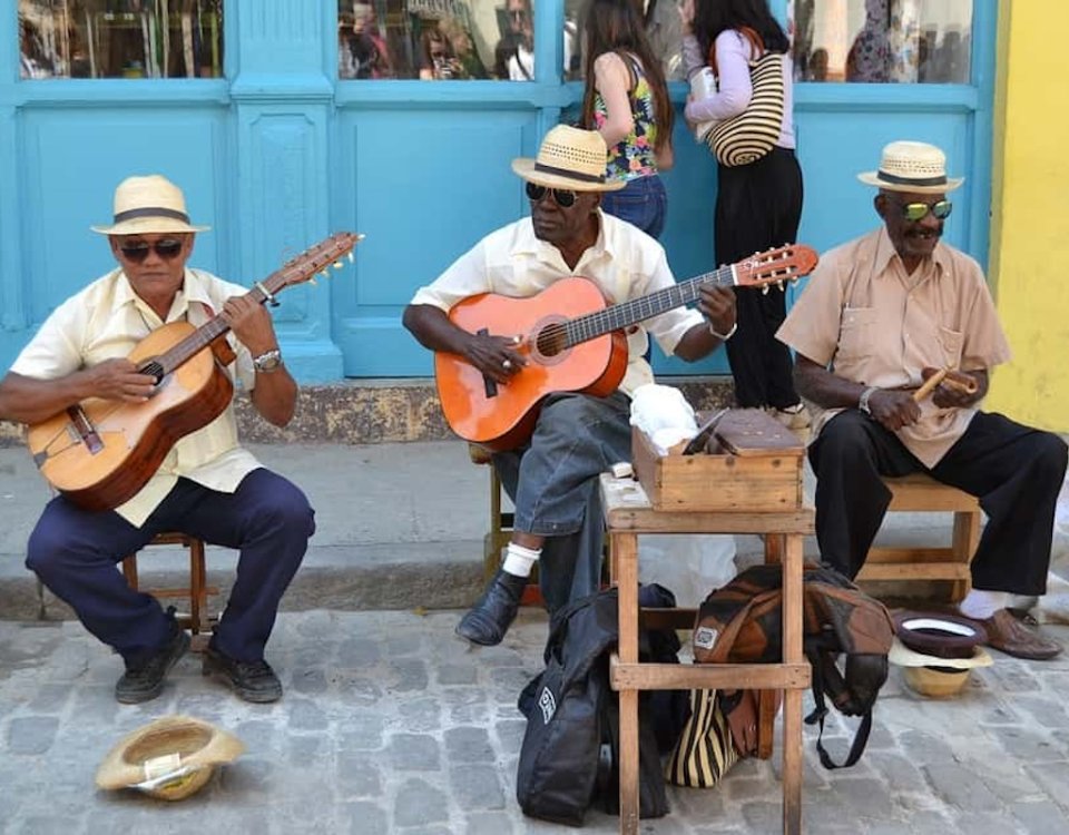 La UNESCO reconoció al bolero como patrimonio cultural intangible de la humanidad. Originario de Cuba, hoy lo canta todo el mundo.