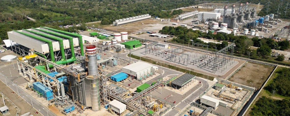 México compra a Iberdrola 13 centrales eléctricas. El precio final de compra fue de 5 mil 883 millones de dólares