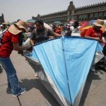 López Obrador resaltó que la actitud responsable de los maestros de la CNTE llevaría a evitar confrontaciones con otros manifestantes