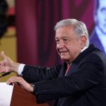 AMLO pidió pruebas a la oposición rosa tras acusarlo de incitar a maestros de la CNTE a bloquear el mitin de apoyo a la candidata del Prian