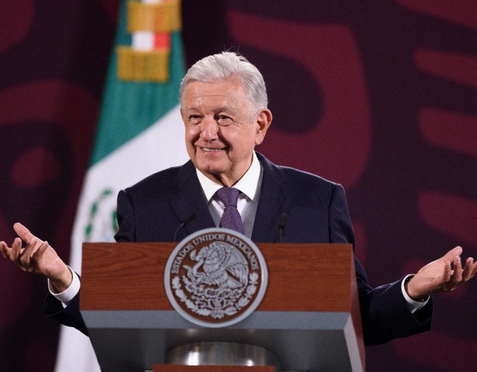 AMLO presentará una reforma para evitar la deducción fiscal por donativos a organizaciones como Mexicanos contra la Corrupción de Claudio X