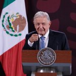 Aunque la relación con EEUU es buena, Ken Salazar debe aprender a respetar la soberanía de México, expresó AMLO