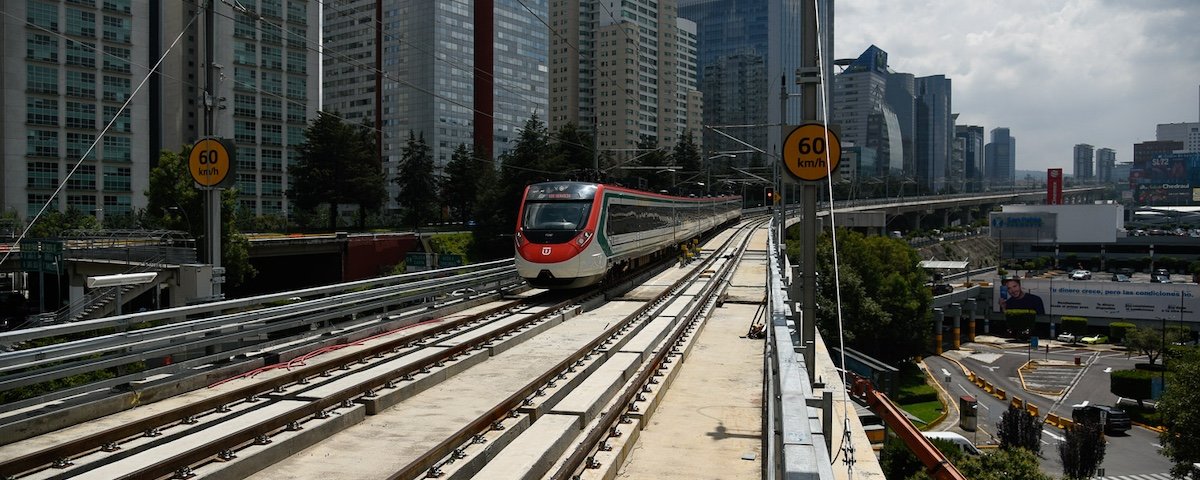 El Insurgente llega a Santa Fé. Después de diez años de espera, el gobierno de López Obrador retomó la obra y logró el avance hasta la capital