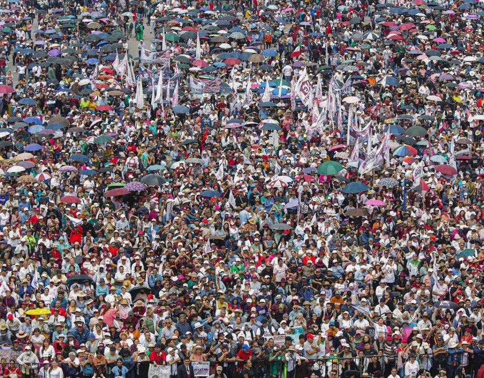 La 4T se hizo entre todos y desde abajo, afirma el presidente Andrés Manuel López Obrador en el Sexto Informe de Gobierno.