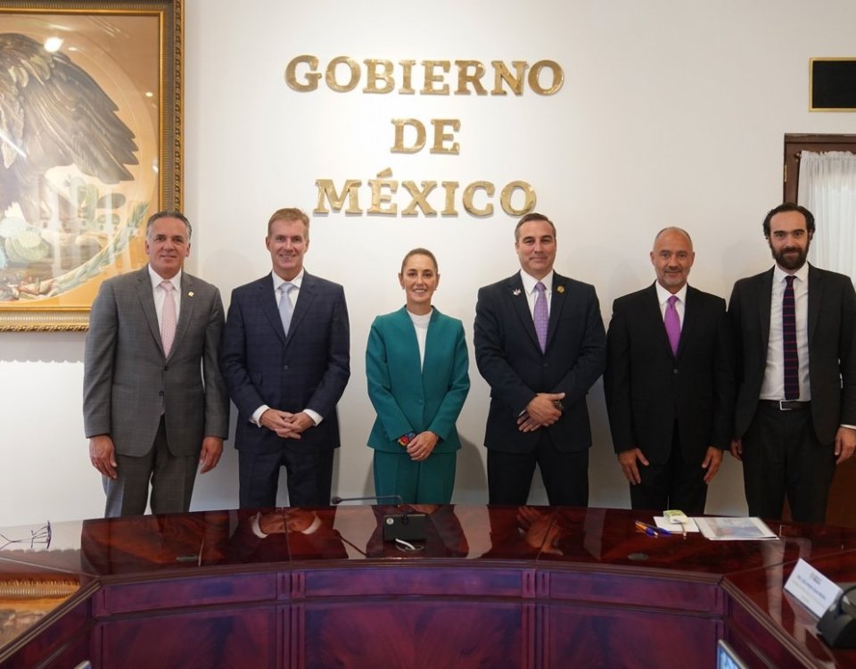 Un nuevo puente ferroviario entre México y EEUU simboliza la integración regional, dijo Sheinbaum tras reunión con Keith Creel de Canadian Pacific Kansas City