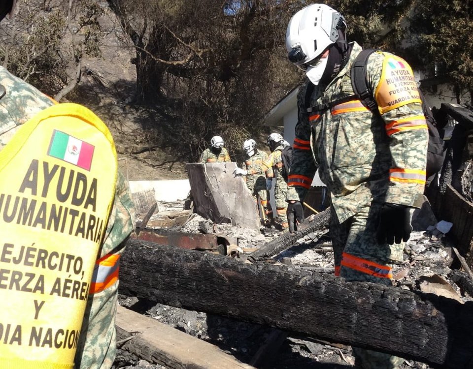 Con 72 elementos especializados, México conformó la primera delegación en sumarse a las labores contra los incendios en Los Ángeles