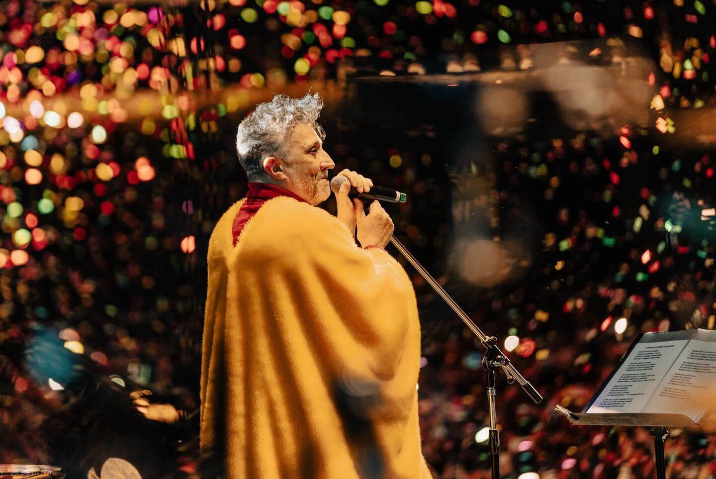 Música, amor y eternidad: Fito Páez hizo vibrar el Zócalo