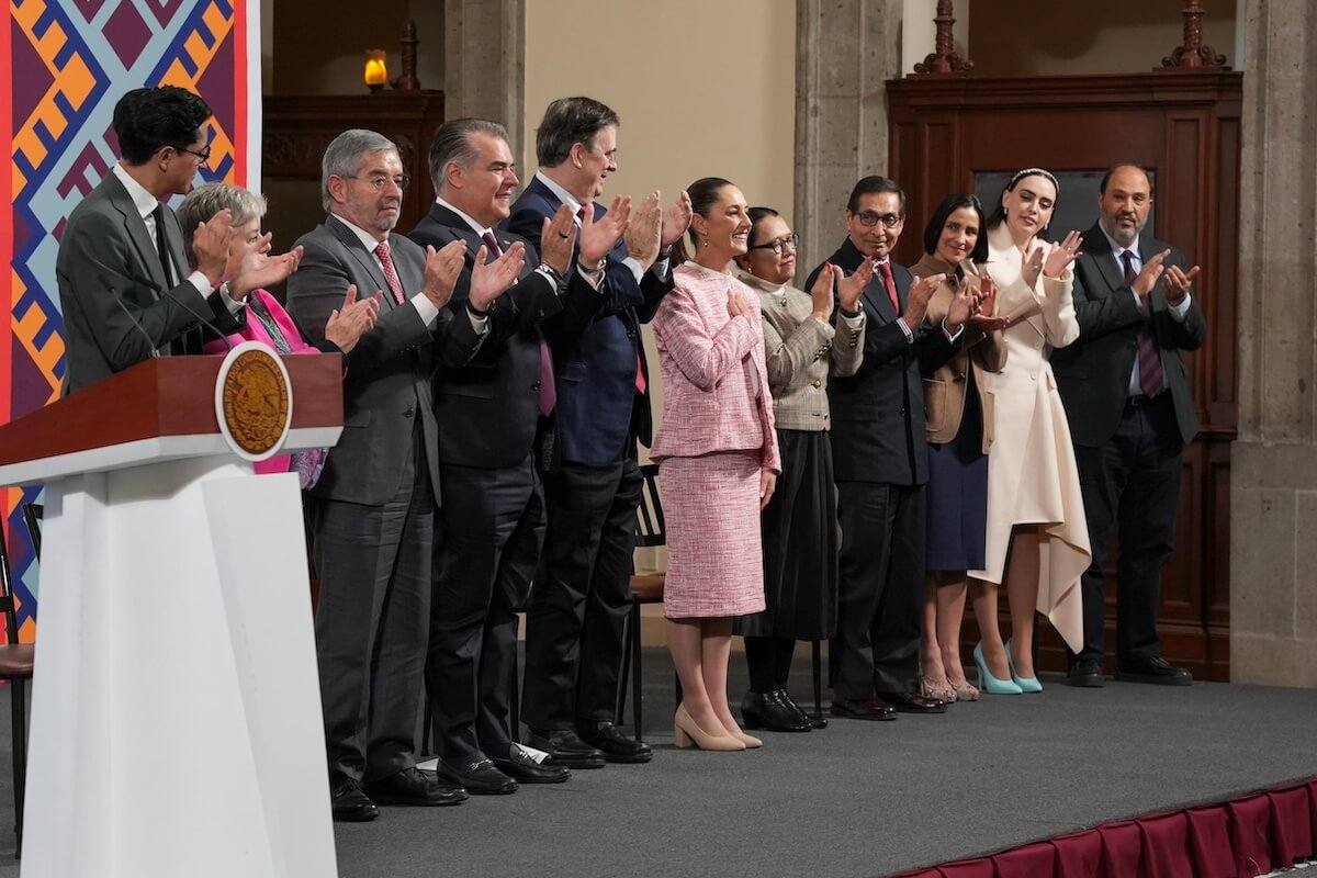 Sheinbaum llama al sector empresarial a fortalecer Plan México