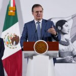 Las exportaciones de México que cumplen con el Tratado de Libre Comercio no pagarán aranceles, explicó Ebrard