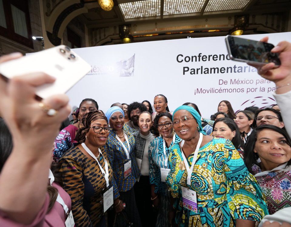 Sheinbaum destacó el papel de las mujeres en la transformación de México, al encabezar la Conferencia Mundial de Mujeres Parlamentarias.