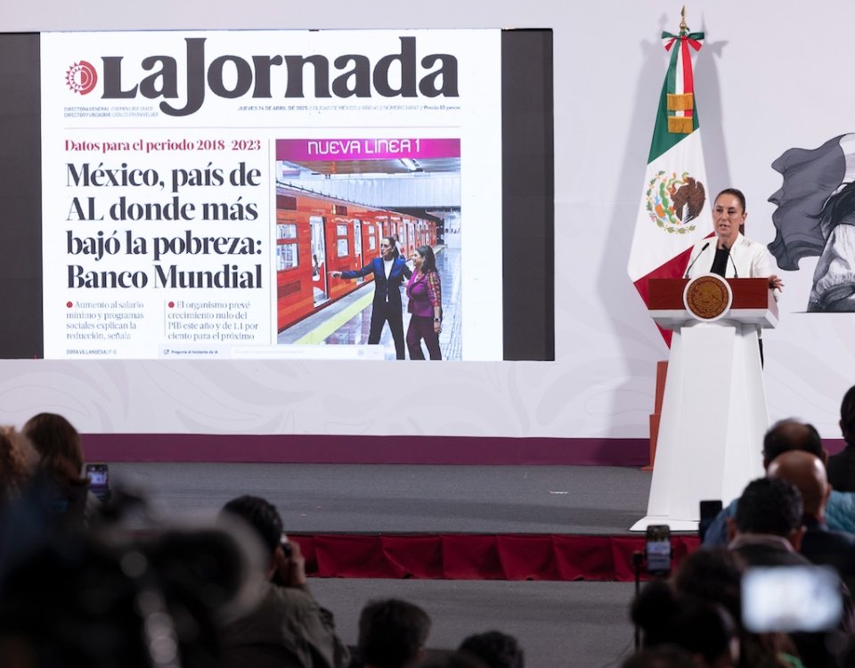 La presidenta destaca fortaleza de la economía así como avances en reducción de la pobreza. Cuestionó catastrofismo de FMI y Banco Mundial