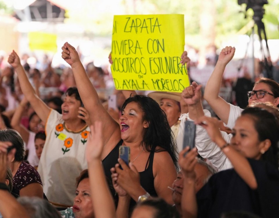 Tejedoras de la Patria es una iniciativa nacional que impulsa la organización comunitaria de mujeres para garantizar el ejercicio de sus derechos. 