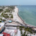 Cada día México genera 15 mil toneladas de plástico en México, del las cuales, el 80 por ciento termina en las playas