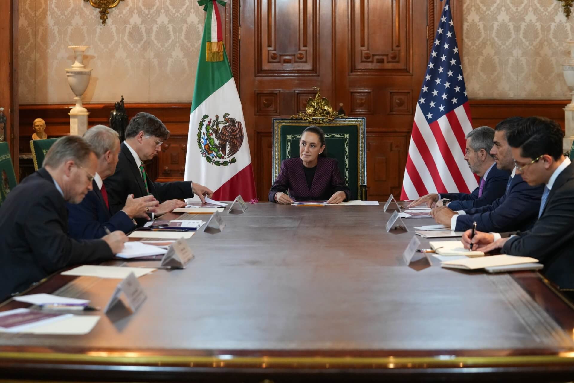 No a las redadas; Sheinbaum expresa su desacuerdo a Landau