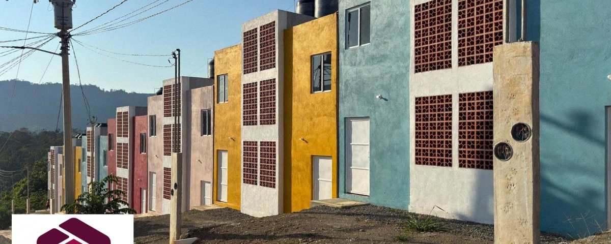 A la fecha, se registra un avance del 75% de la meta anual 2025, con 138 mil 473 viviendas ya en proceso, distribuidas en 30 estados del país