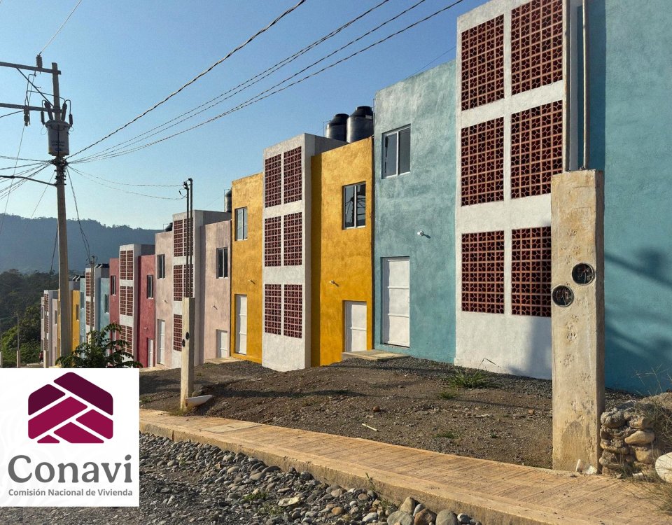 A la fecha, se registra un avance del 75% de la meta anual 2025, con 138 mil 473 viviendas ya en proceso, distribuidas en 30 estados del país