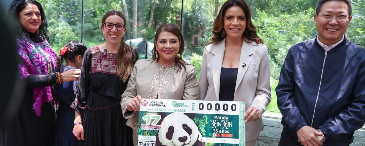 Xin Xin, la panda gigante, es motivo de un nuevo homenaje: Lotería Nacional emite billete para sorteo del 25 de julio.