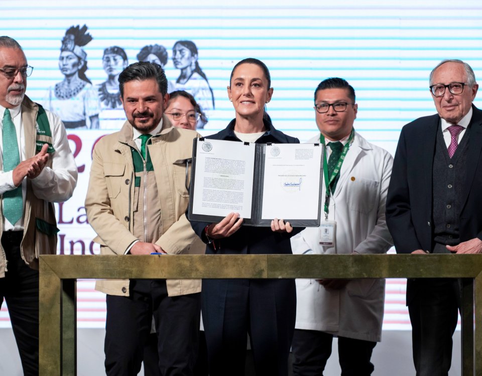 Se incorporan 81 hospitales y 2 mil 100 Unidades Médicas Rurales de 19 estados, así como de 28 mil 130 trabajadoras y trabajadores al IMSS