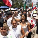 La marcha de Alessandra Rojo de la Vega terminó en fracaso: de los 40 mil que presumía, no llegaron ni 2 mil. Ni con acarreados logró llenar.