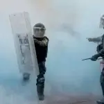 El bloque negro periodístico. Los medios convencionales mostraron una noticia falsa respecto a protestas de policías exigiendo protección. Foto: cuartoscuro