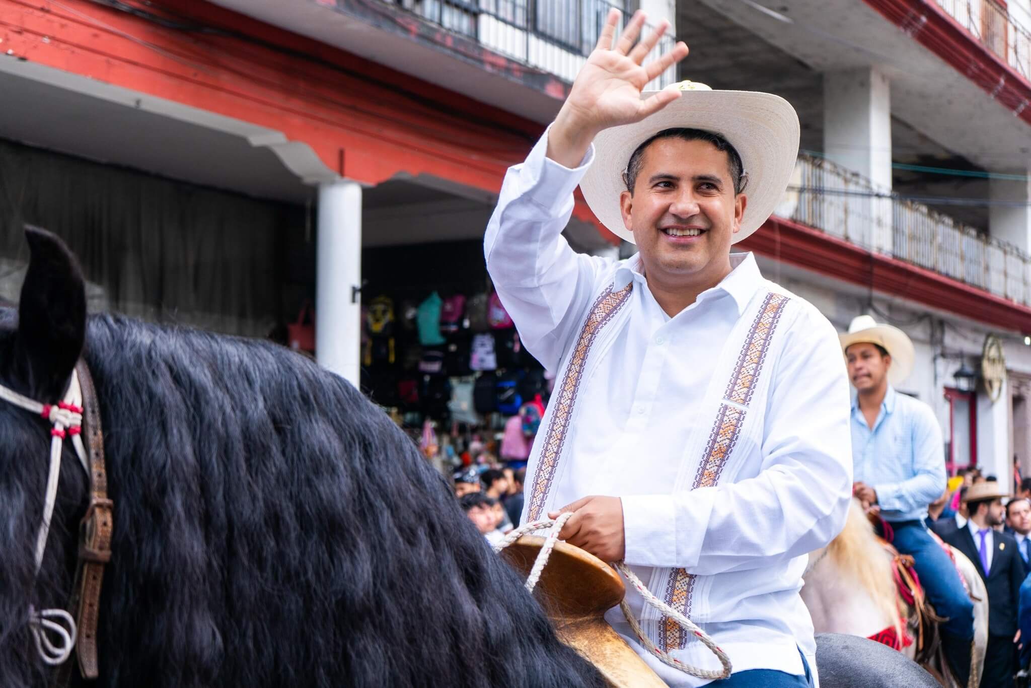 Carlos Manzo: Del duelo al deber