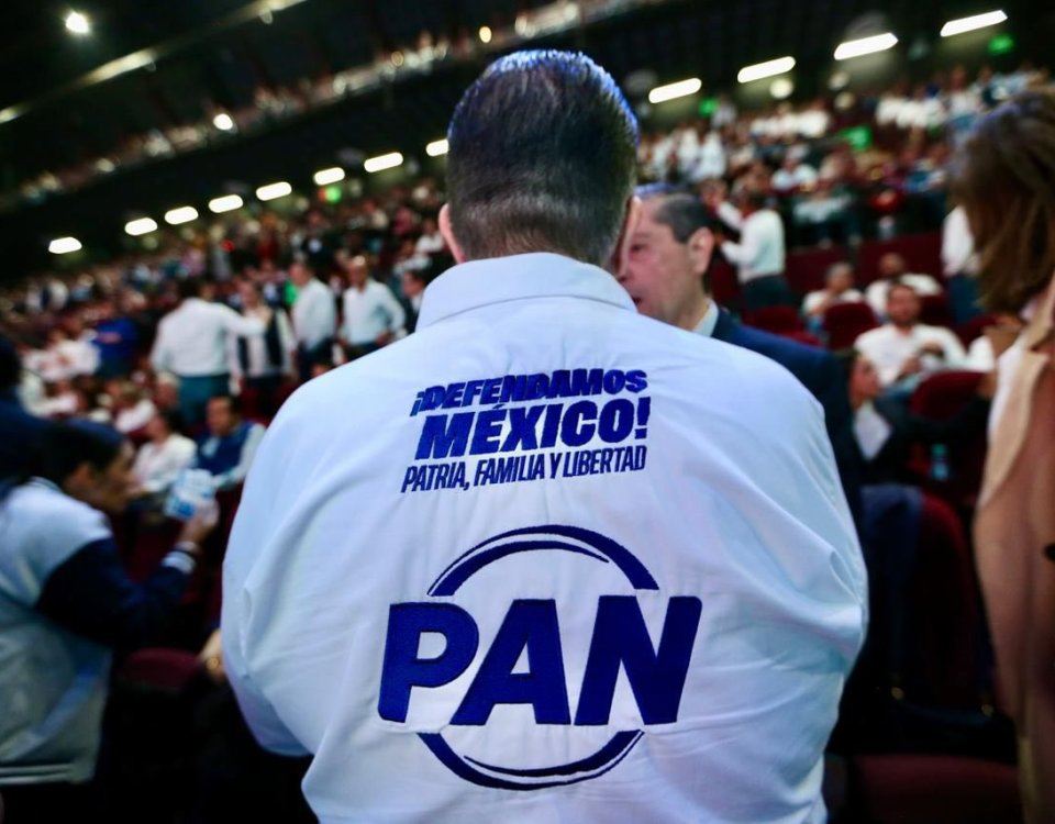 El PAN desconoce que la revocación de mandato está plasmada en la Constitución, modificarla requiere el voto mayoritario de los legisladores