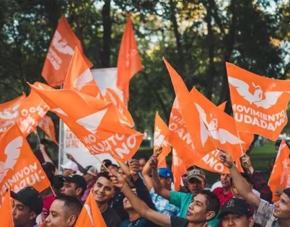 EL MC sabe que, si se pelean entre sí por el liderazgo de su partido, lo desaparecerían. Pero no pueden permitir que otro se quede con el mandato.