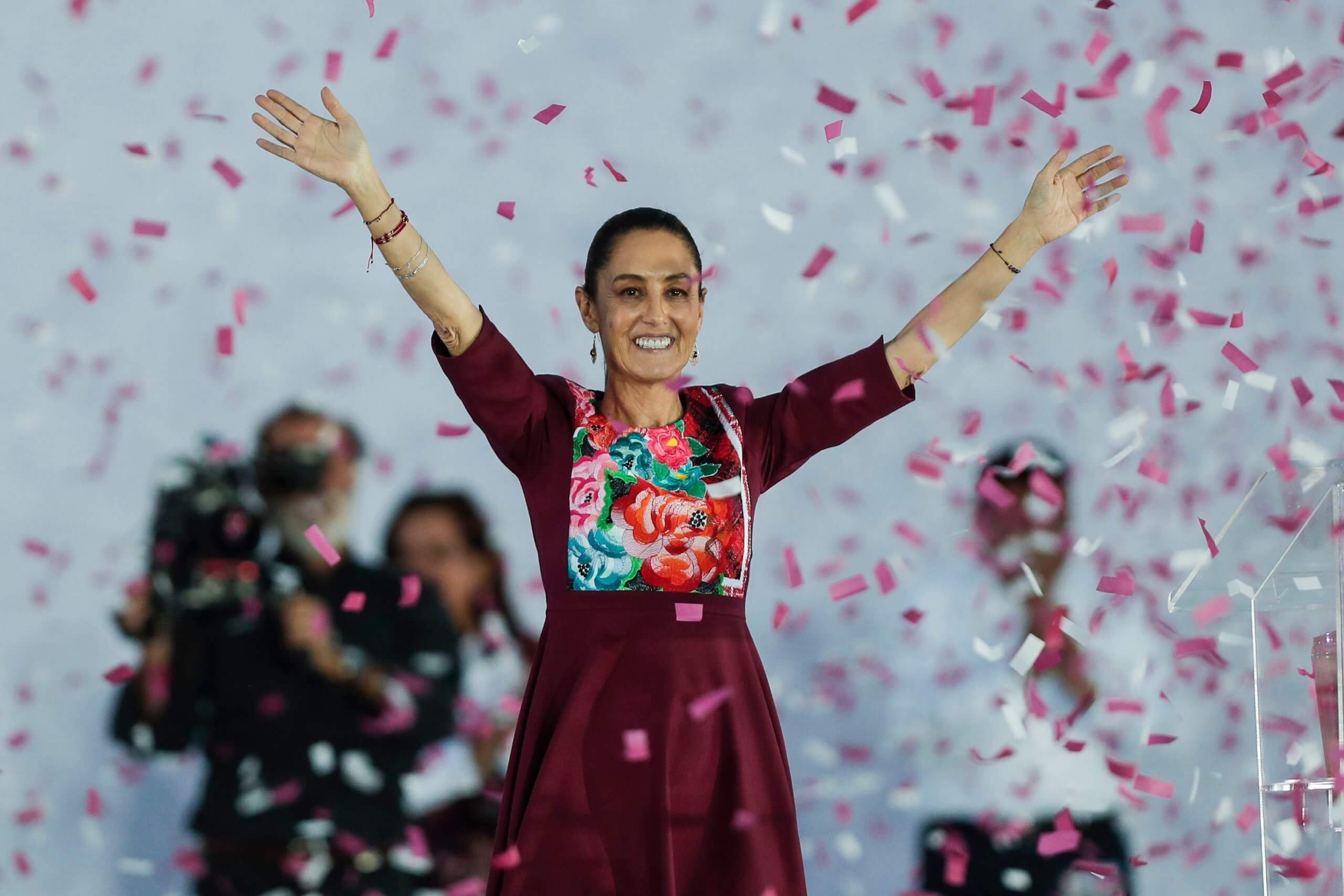 Forbes coloca a Claudia Sheinbaum entre las cinco mujeres más poderosas del mundo en 2025