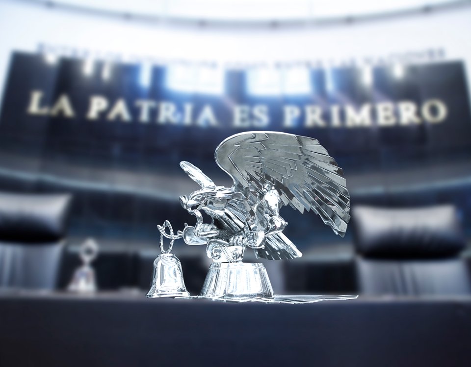 La Comisión de Marina liderada por Carlos Lomelí optó por dar un “tiempo prudente” para reexaminar y resguardar la integridad del país