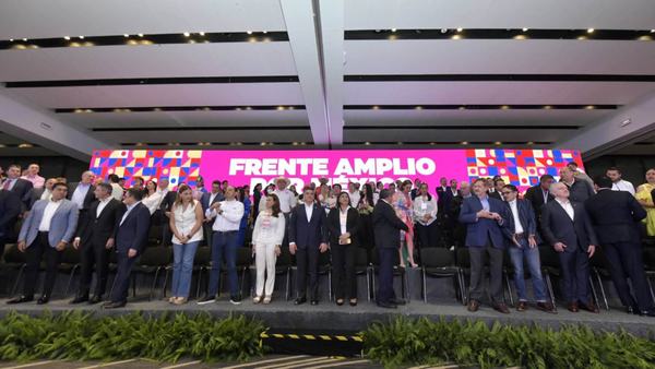 En busca de candidato, oposición crea Frente Amplio por México
