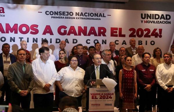 Morena elige a 21 destacados para redactar el proyecto de nación
