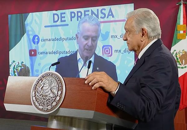 AMLO nunca ha agredido a Creel, ni por 'discriminación inversa'