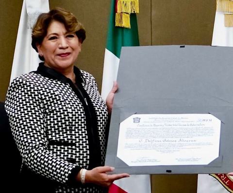 Delfina Gómez recibe constancia como gobernadora de Edomex
