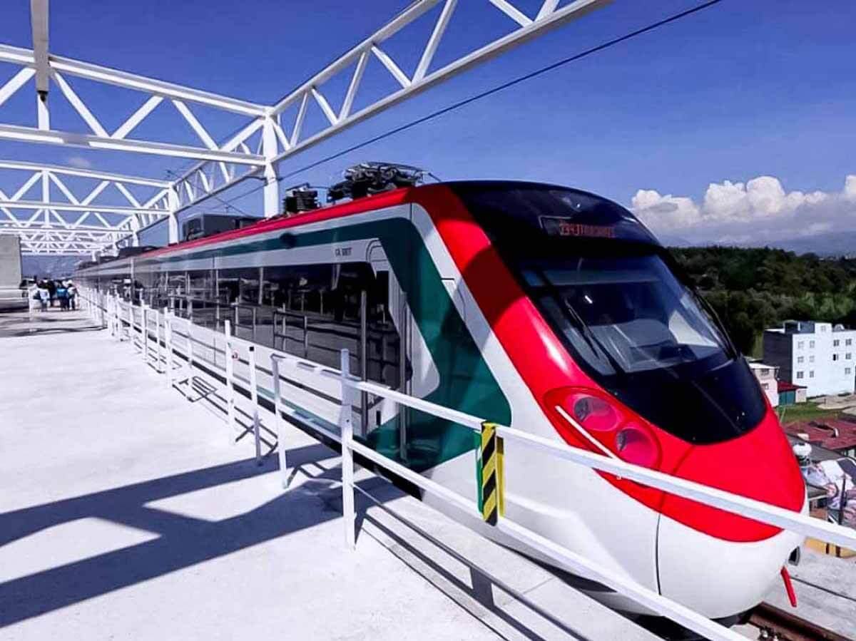 Edomex y CDMX celebran avance del Tren Interurbano