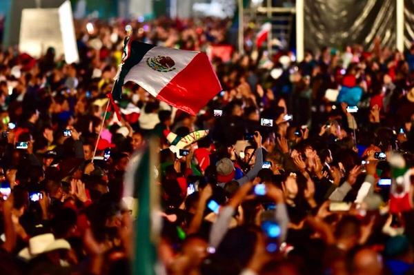 AMLO invita al pueblo a festejar la Independencia en el zócalo