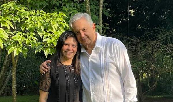 ¡Manuela no va! AMLO pide a su prima no competir por Chiapas