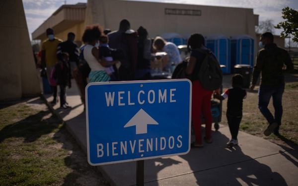Inmigración: arrogancia, incompetencia e hipocresía