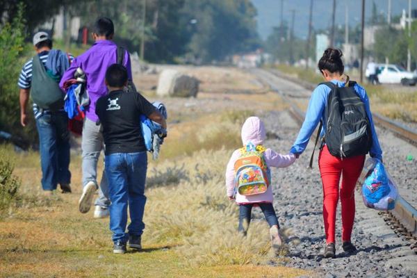 AMLO alista reunión con 10 países para atender migración