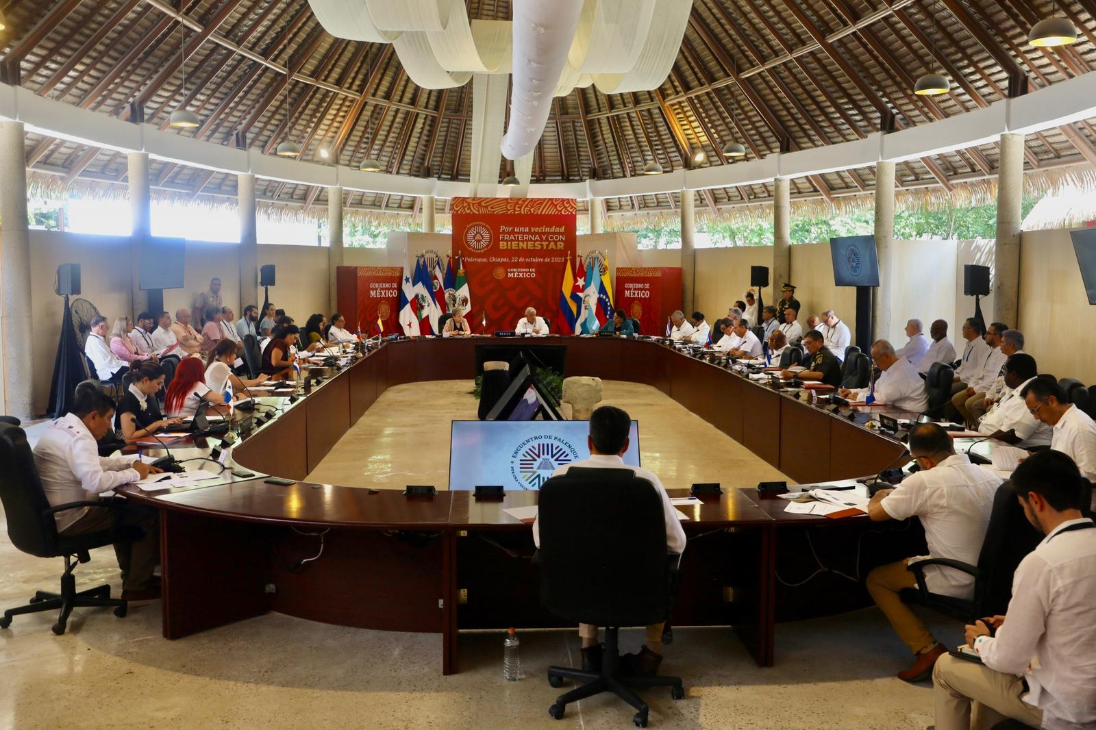 Atender causas de migración acuerdan en Palenque