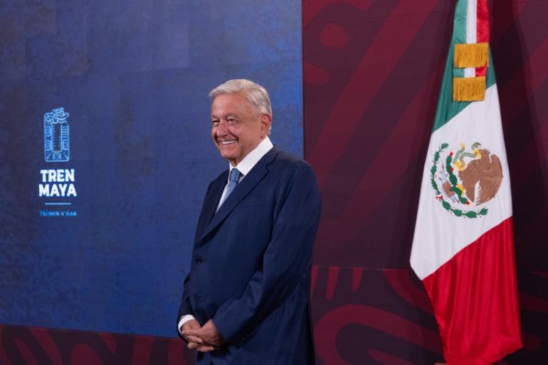 AMLO contento por resultado de elecciones en Argentina