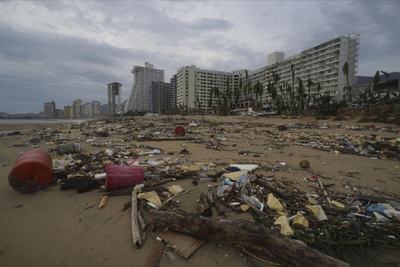 Gobierno y empresarios arman plan por Acapulco