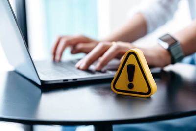 SAT alerta sobre sitios falsos