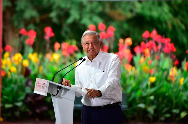 AMLO celebra buenos resultados de la 4T