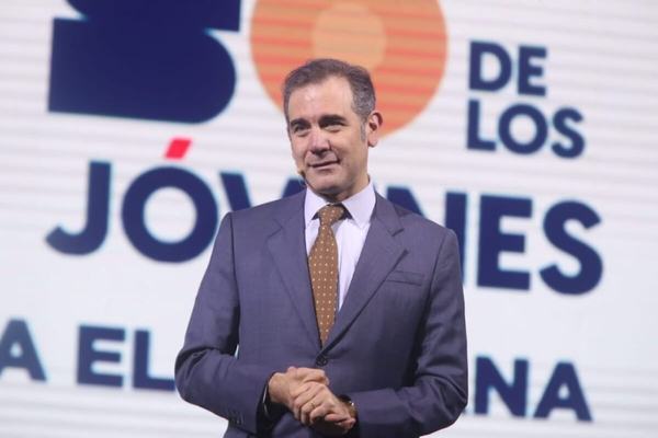 Lorenzo, el demócrata, y sus marchantes conservadores