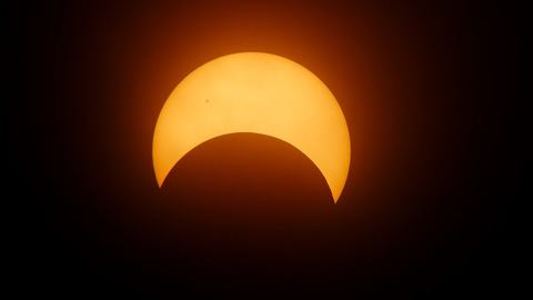 El universo nos regalará cuatro eclipses en 2024