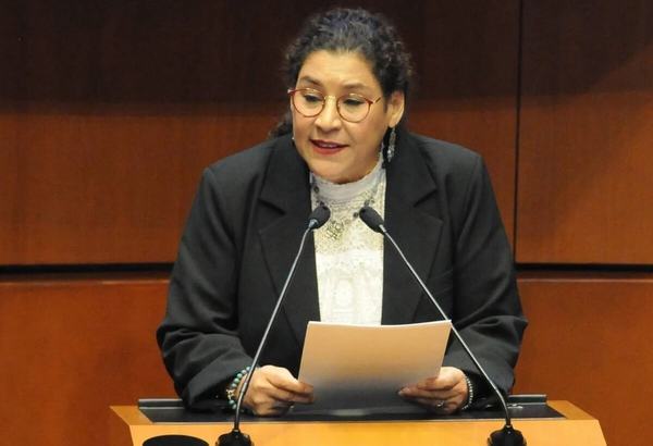 Sí, Lenia Batres es la “ministra del pueblo!, afirma López Obrador
