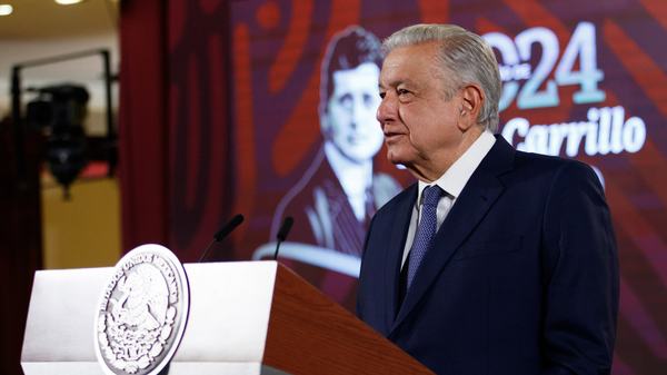 AMLO arremete contra New York Times y aboga por la verdad