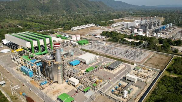 4T nacionaliza 13 centrales eléctricas; se las compra a Iberdrola