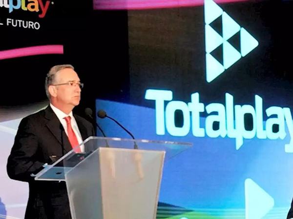 ¡Pague ya! SAT reclama a Totalplay deuda por más de mil 500 mdp